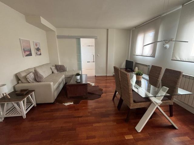 Apartamento Duplex Céntrico Labati Jaca Exterior foto